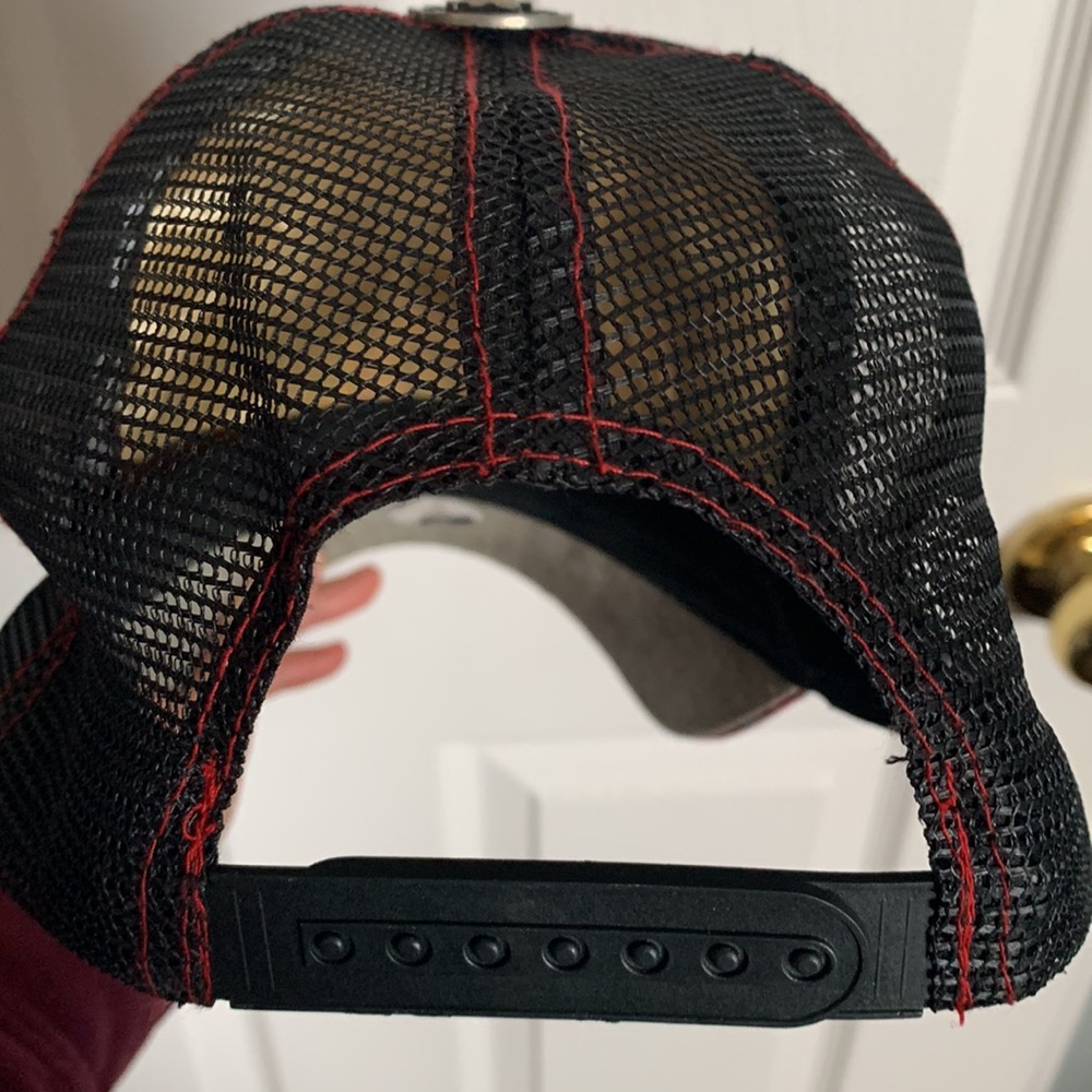 Ed Hardy bedazzled trucker hat - Picture 3 of 4